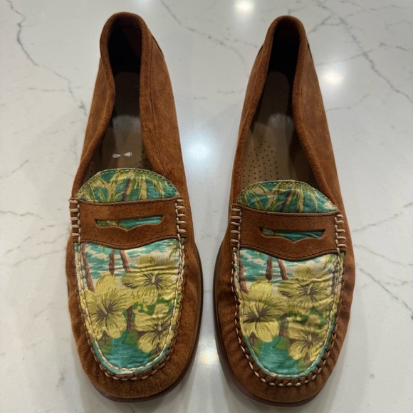 G.H. Bass Weejuns Tropic Floral Suede Leather Loafers Women's Size 11M - Picture 1 of 11